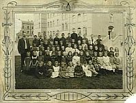 1906